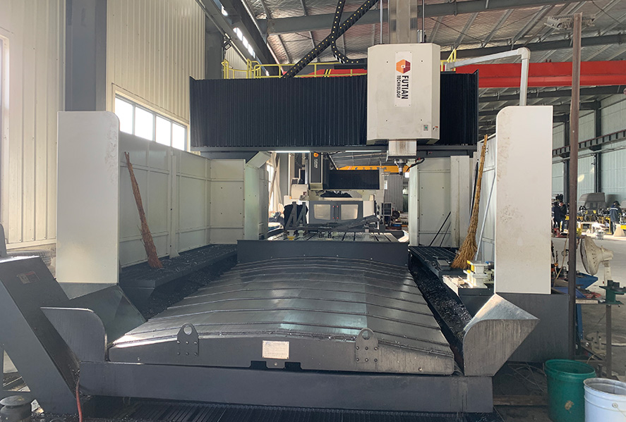 Gantry Merkezleri büyük CNC işleme kapasitesini arttırır